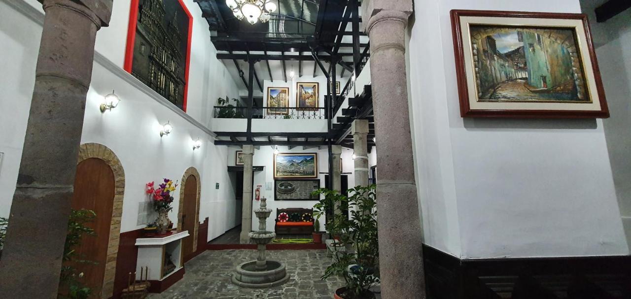 Hostal Flores Quito Eksteriør bilde