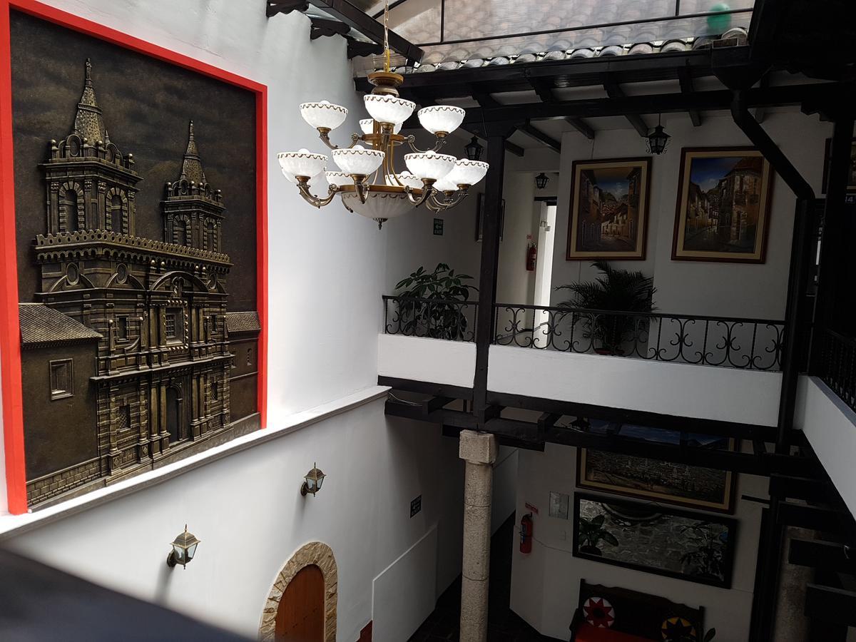 Hostal Flores Quito Eksteriør bilde